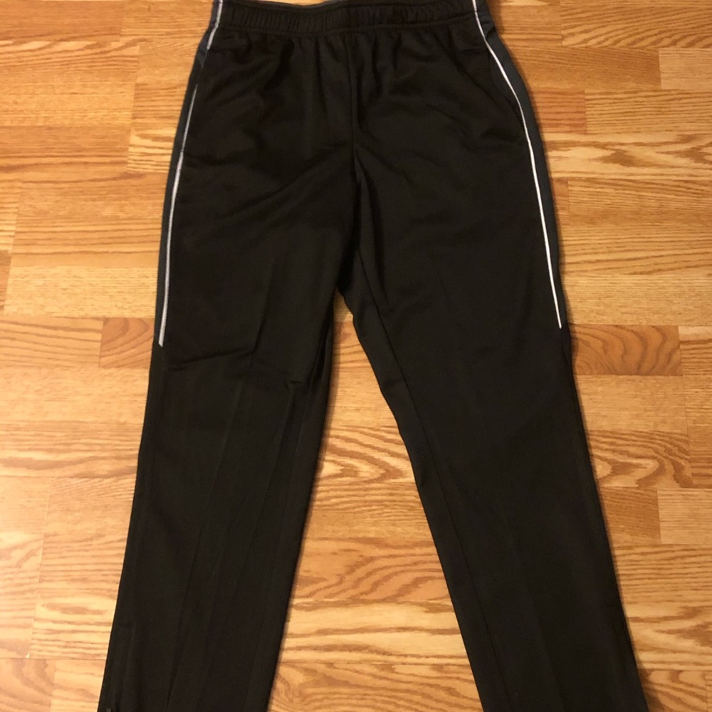 Men’s athletic pants